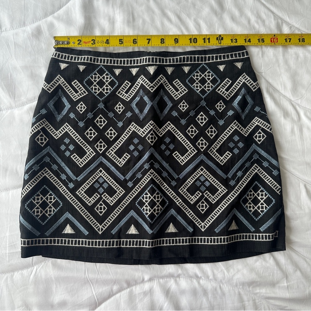 Lulus Embroidered Black Skirt